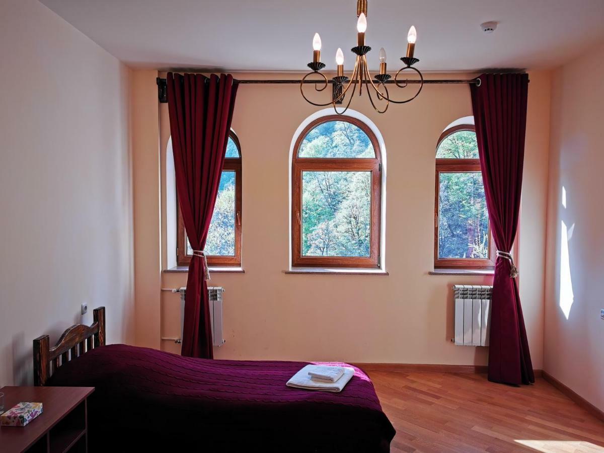 Hotel Vanatun, Haghartsin Monastery Teghut Bagian luar foto