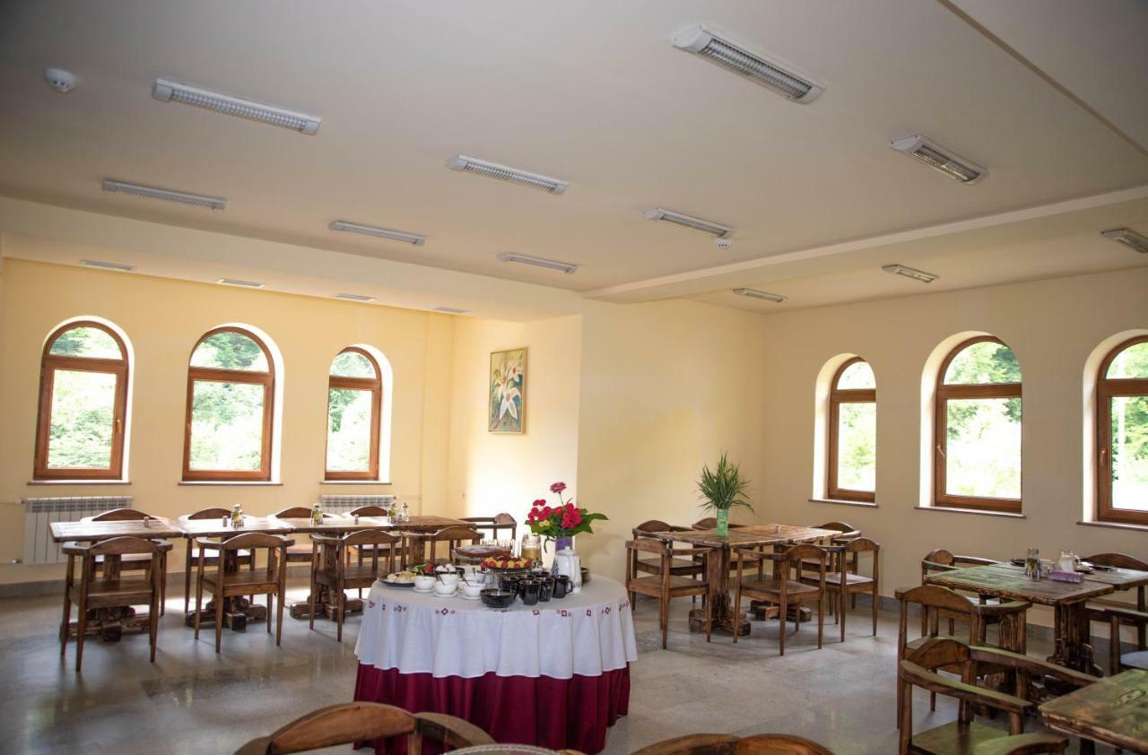 Hotel Vanatun, Haghartsin Monastery Teghut Bagian luar foto