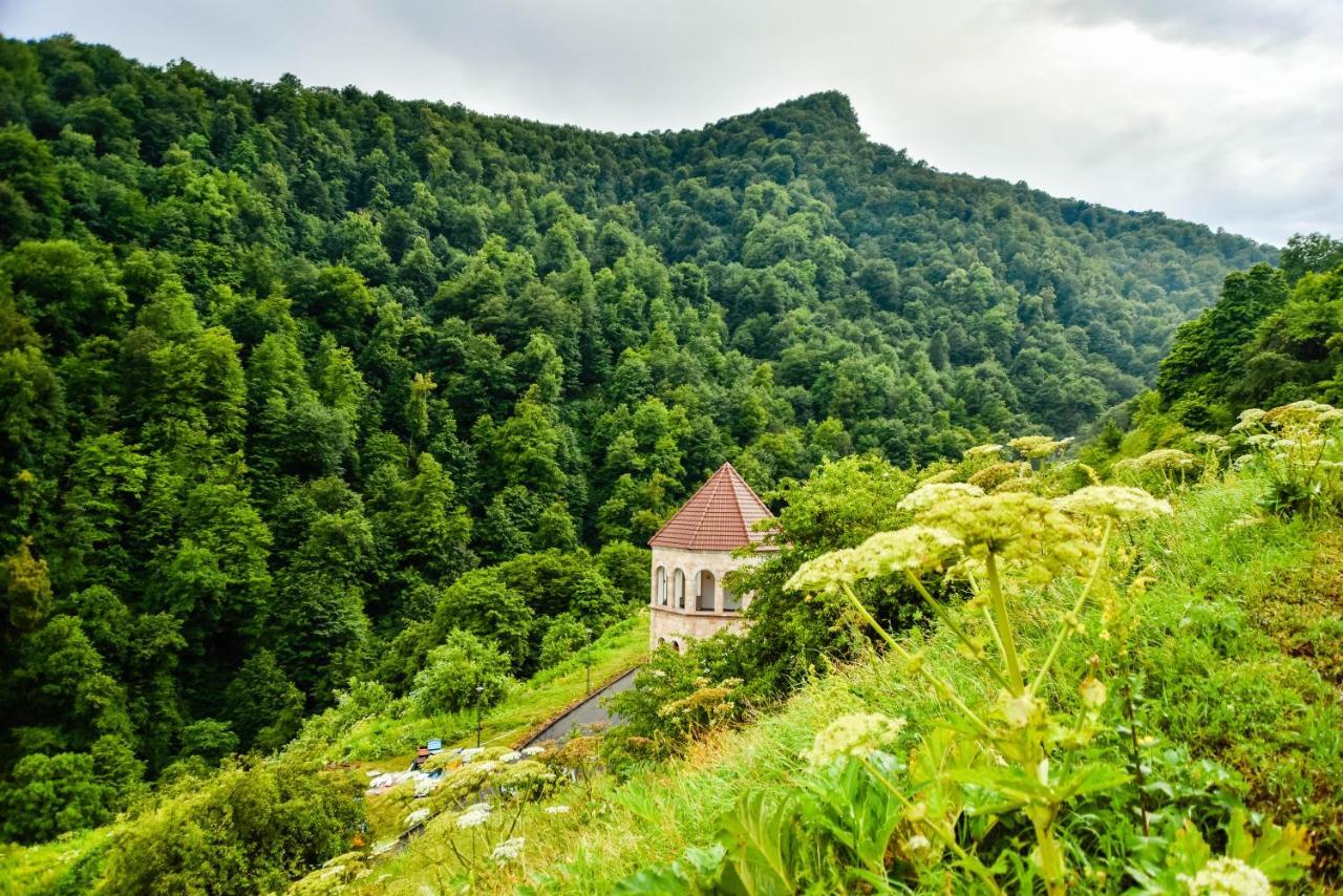 Hotel Vanatun, Haghartsin Monastery Teghut Bagian luar foto